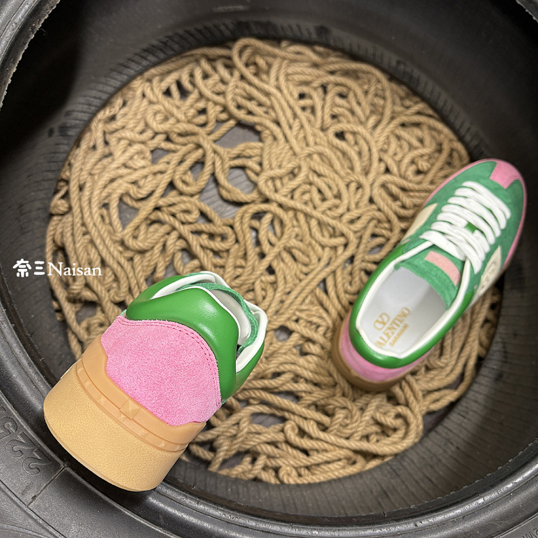 ▶ UPVILLAGE LOW - Image 9