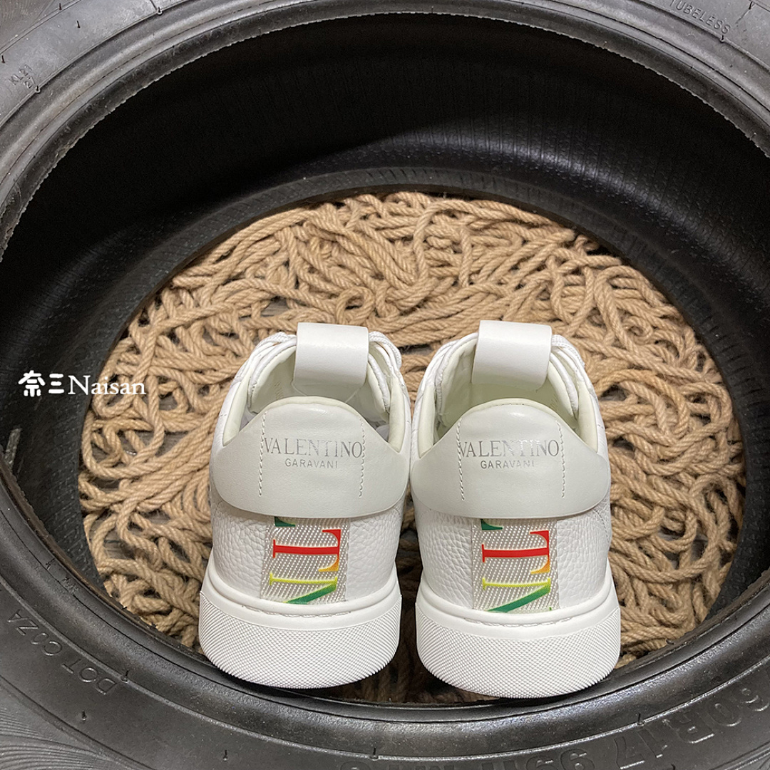 ▶ VL7N LOW-TOP SNEAKER - Image 9