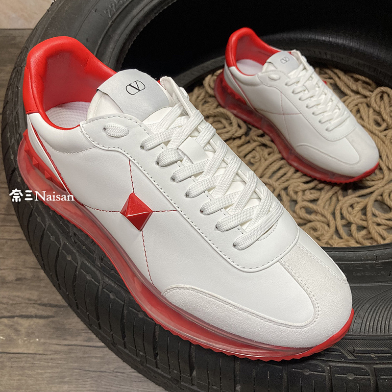 ▶ STUD AROUND LOW-TOP CALFSKIN AND NAPPA