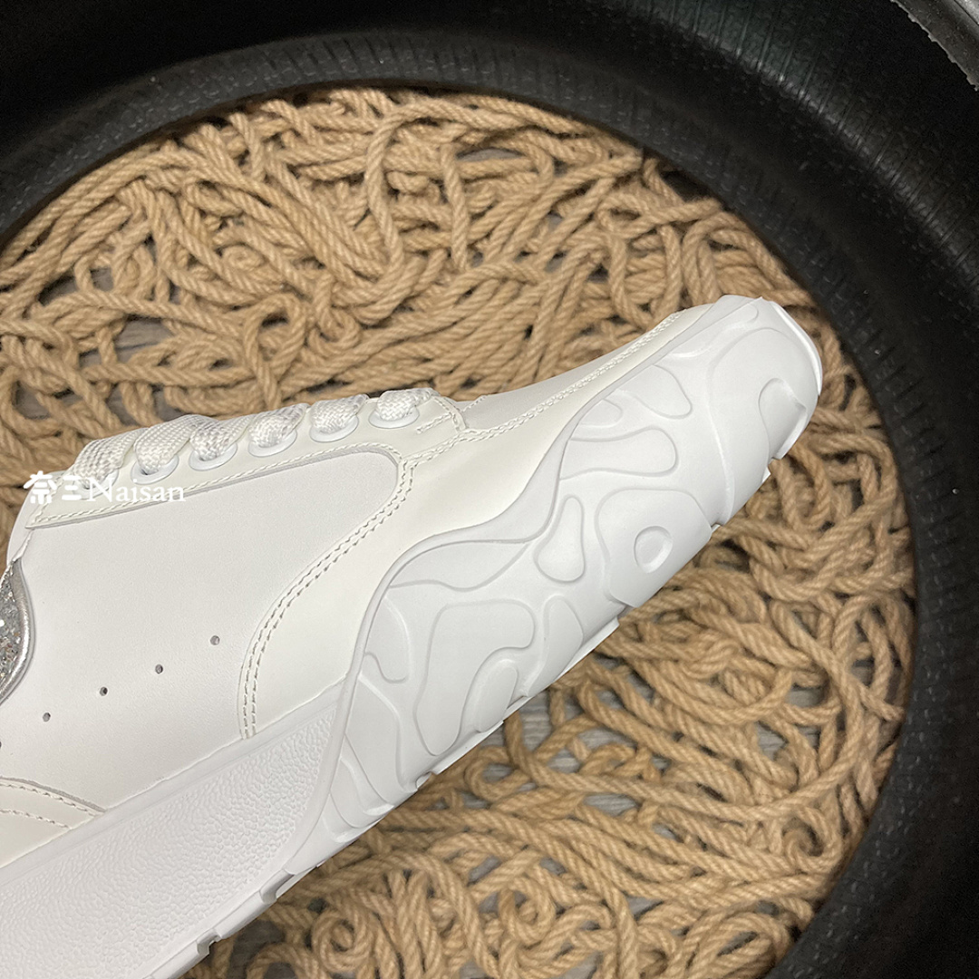 ▶ Alexander McQueen Court Trainer - Image 12