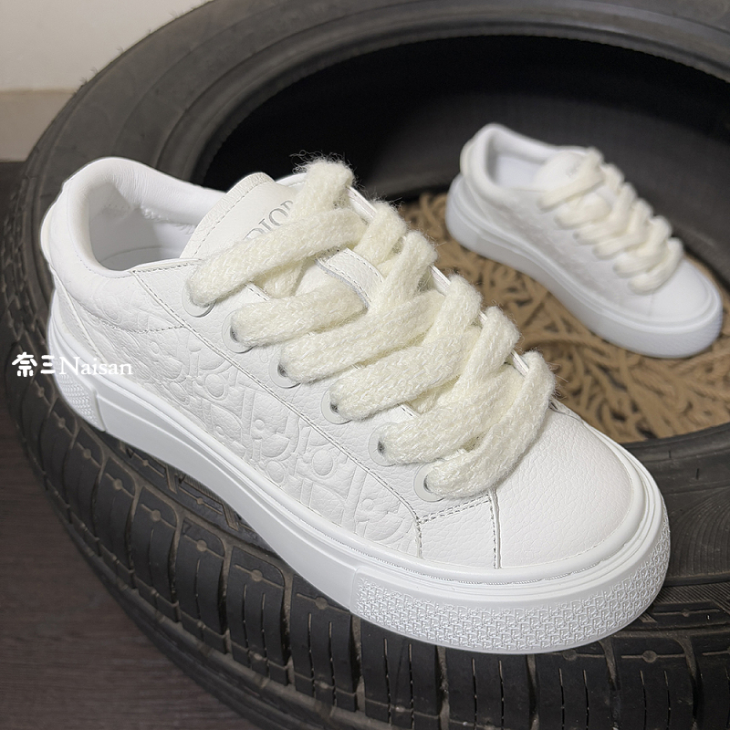 Product Product, photo 1