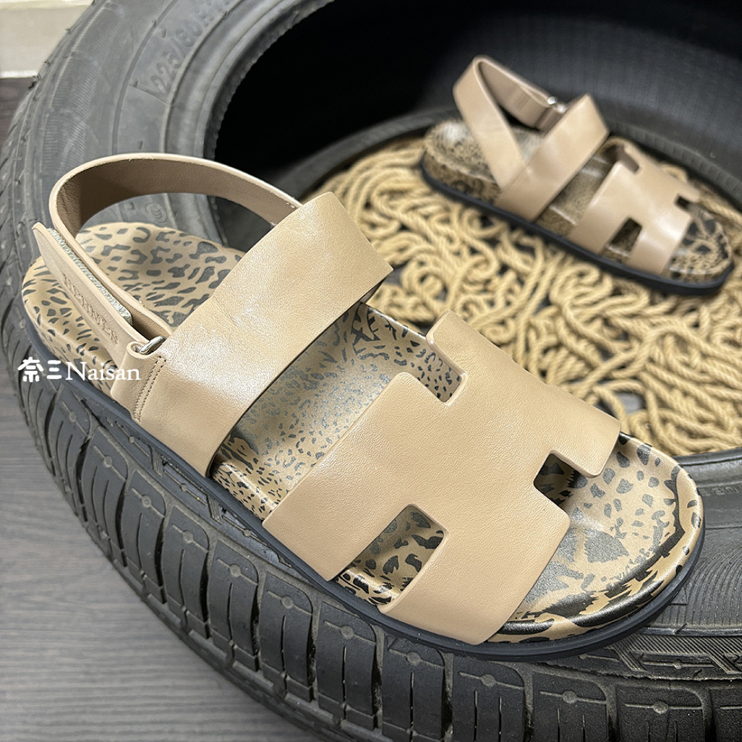 ▶ Genius Sandal, photo 1