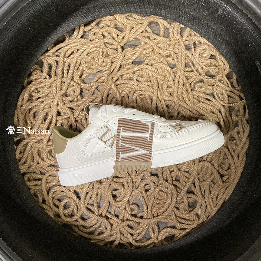 ▶ VL7N SNEAKER - Image 10