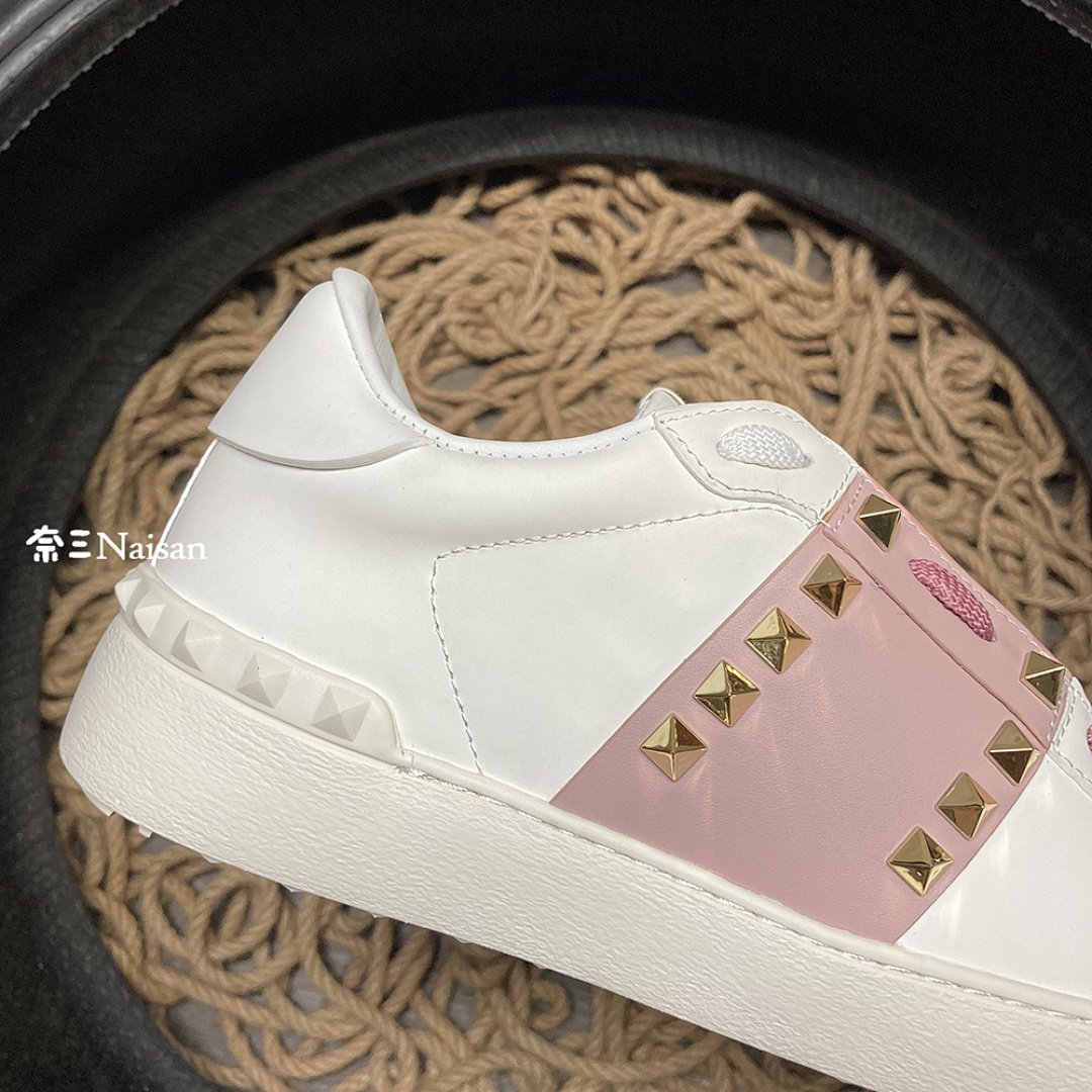 ▶ ROCKSTUD - Image 11