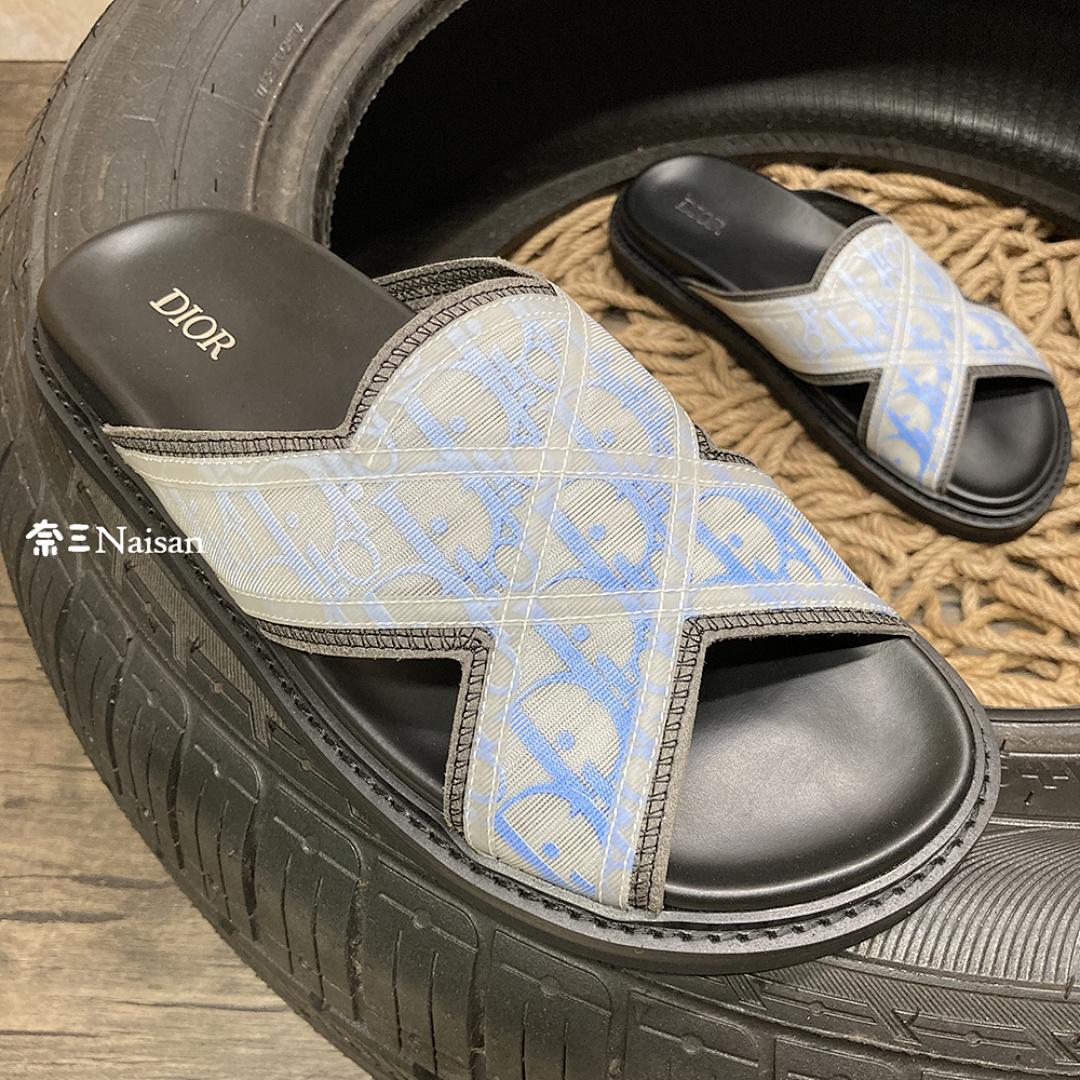 ▶ Dior Sandals, photo 1