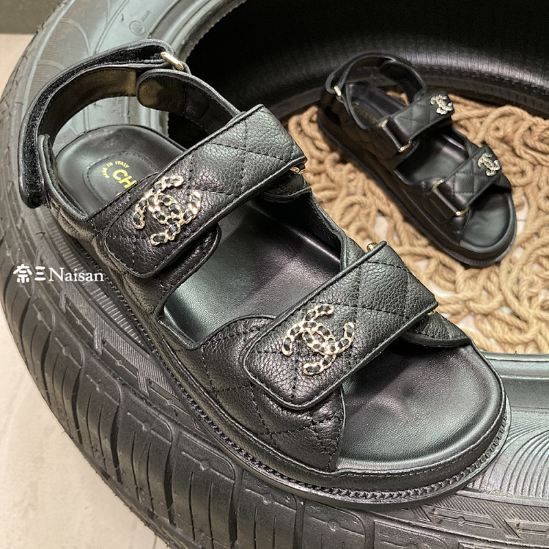 ▶ CHANEL Sandals, photo 1