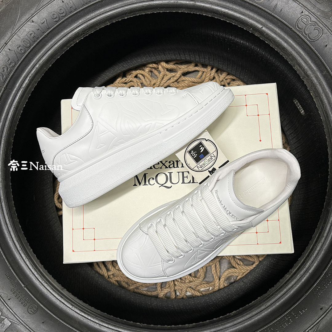 Christian Louboutin Alexander McQueen Sneaker - Image 2