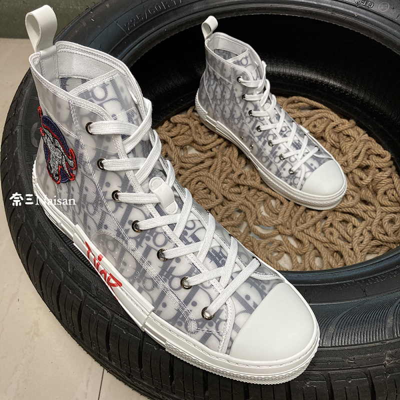 ▶ High Top Sneakers, photo 1