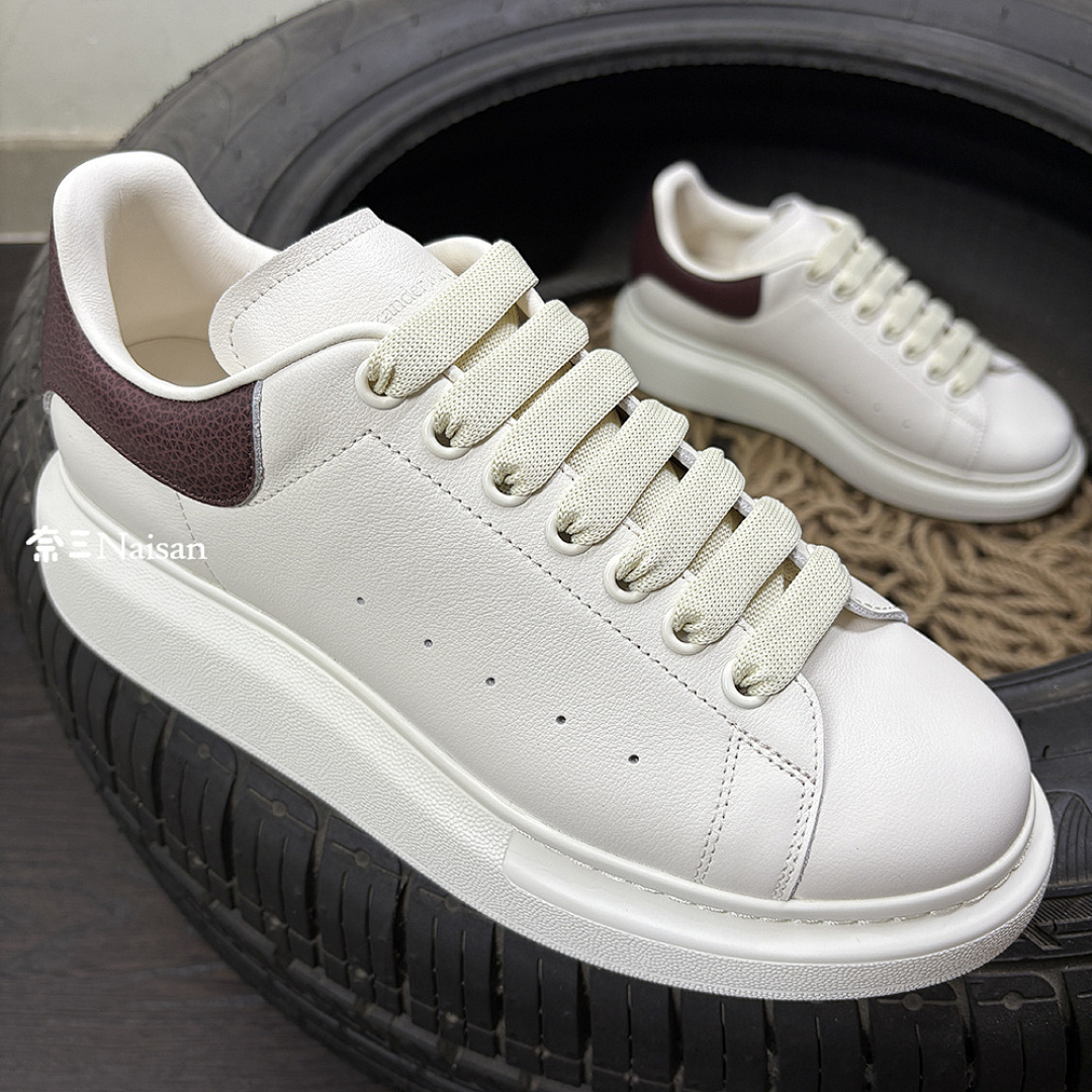 Christian Louboutin Christian Louboutin - Image 8