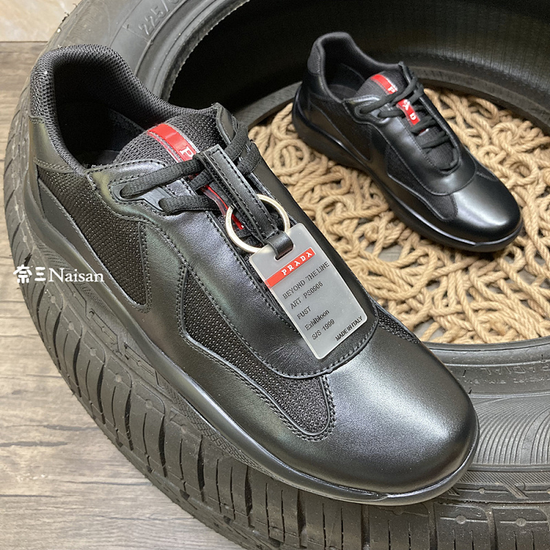 ▶ America'S Cup Sneakers, photo 1