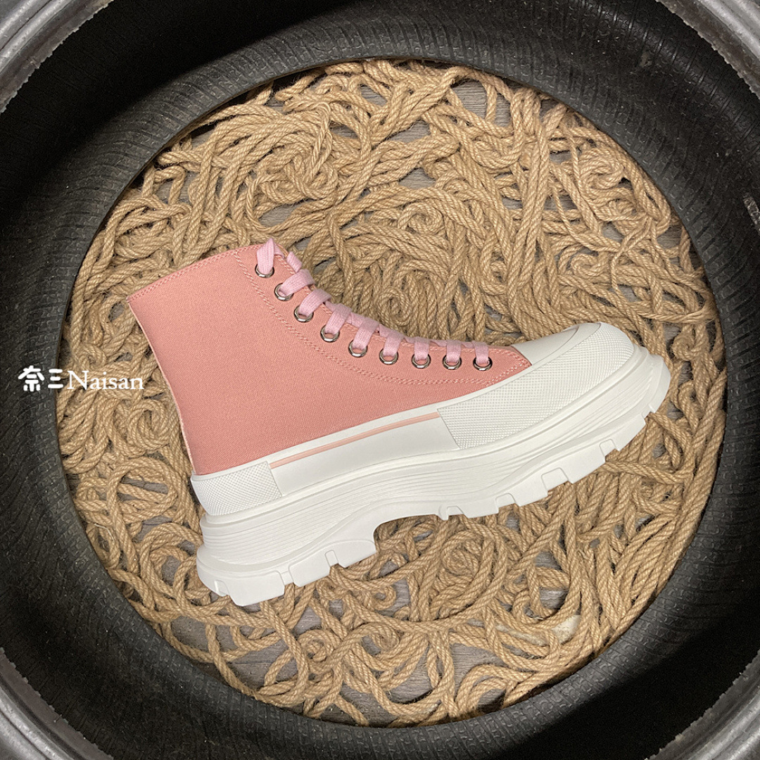 ▶ Alexander McQueen TREAD SLICK LACE UP Sneaker - Image 10