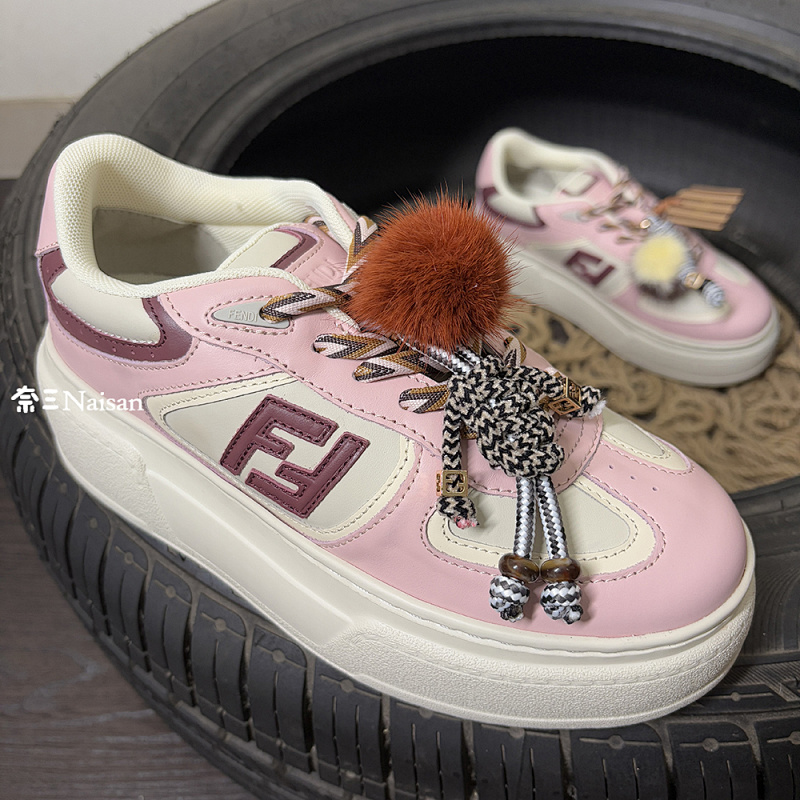 ▶ Match Sneaker, photo 1