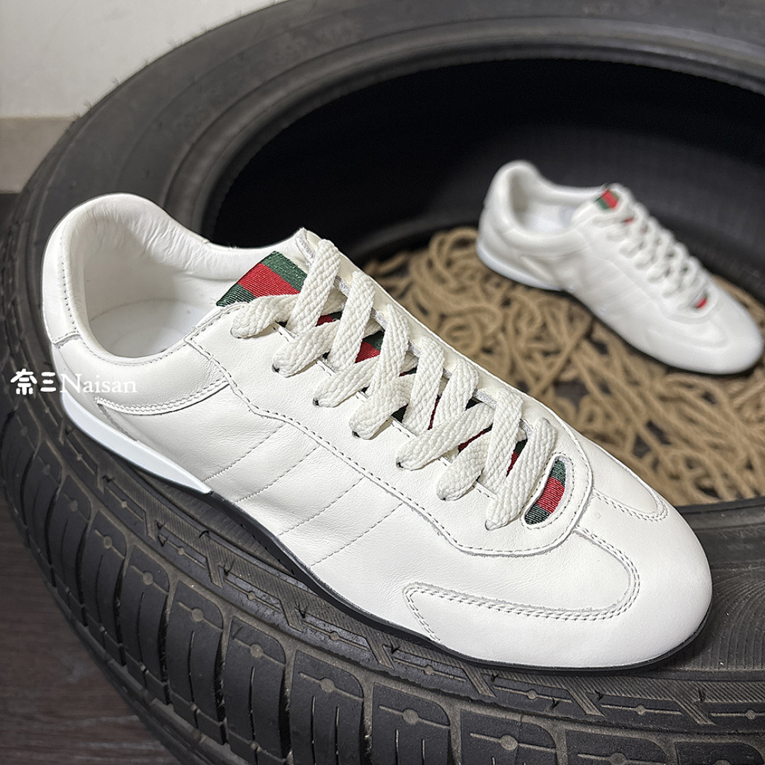 ▶ Shift Sneaker, photo 1