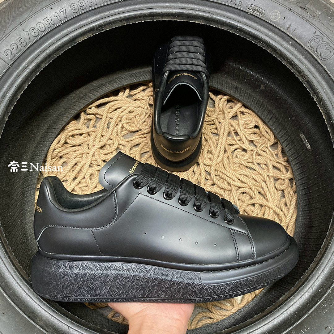 Christian Louboutin Alexander McQueen Sneaker - Image 9