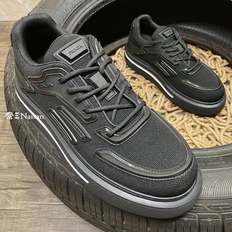 ▶ Prada Sneakers, photo 1