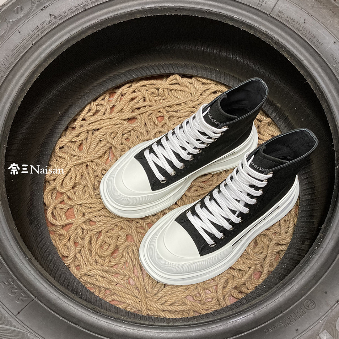 ▶ Alexander McQueen TREAD SLICK LACE UP Sneaker - Image 7