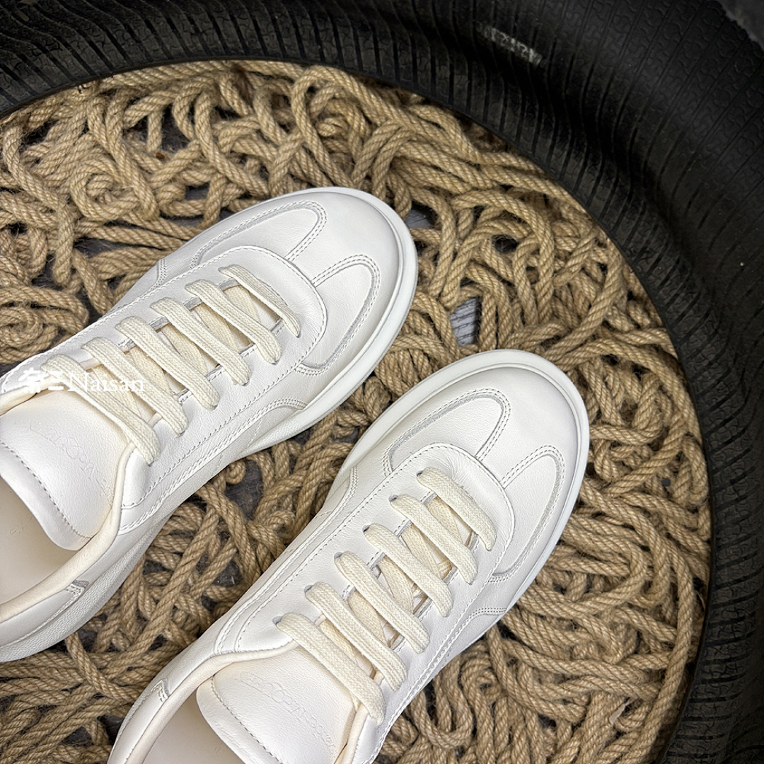 ▶ Alexander McQueen Retro Sneaker - Image 6