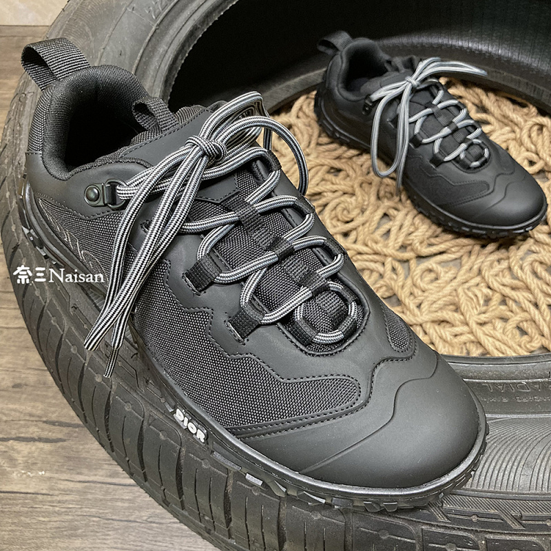▶ LOW-TOP, photo 1
