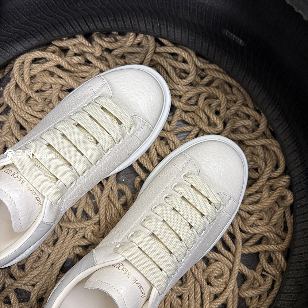 Christian Louboutin Alexander McQueen Sneaker - Image 6