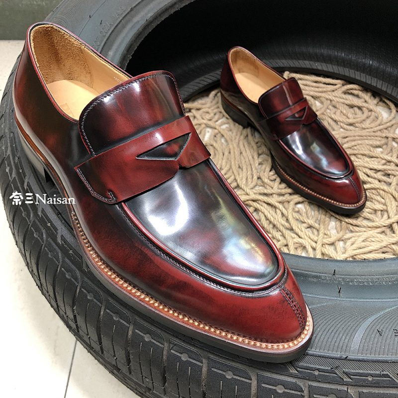 ▶ 180031 Prada Loafers, photo 1