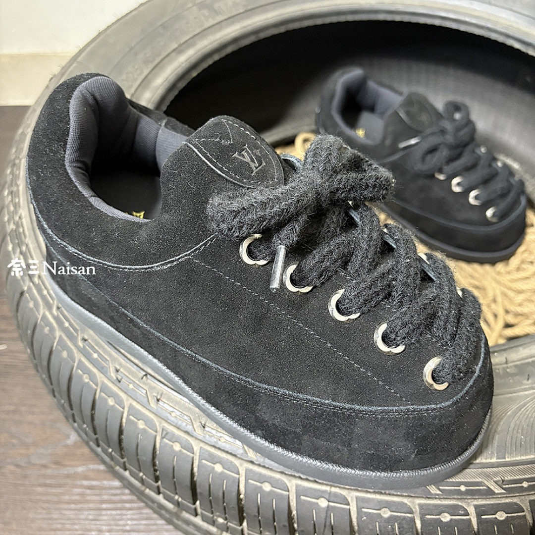 ▶ LV Yeti Lace-Up Shoes, photo 1