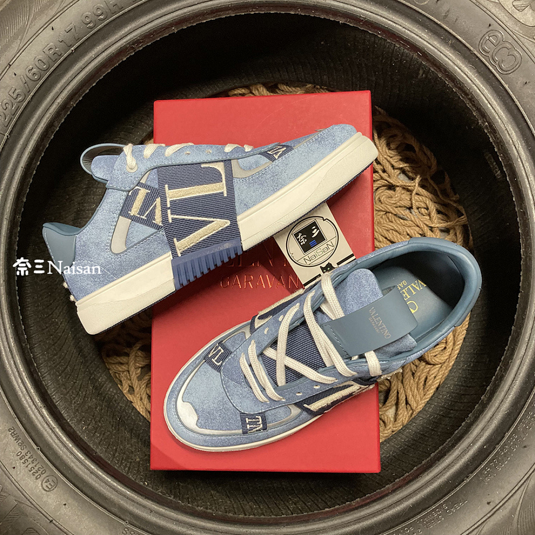 ▶ VL7N SNEAKER - Image 2