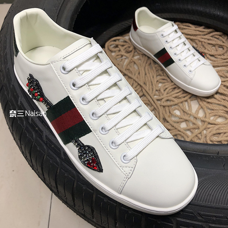 ▶ Ace Sneaker Arrows, photo 1