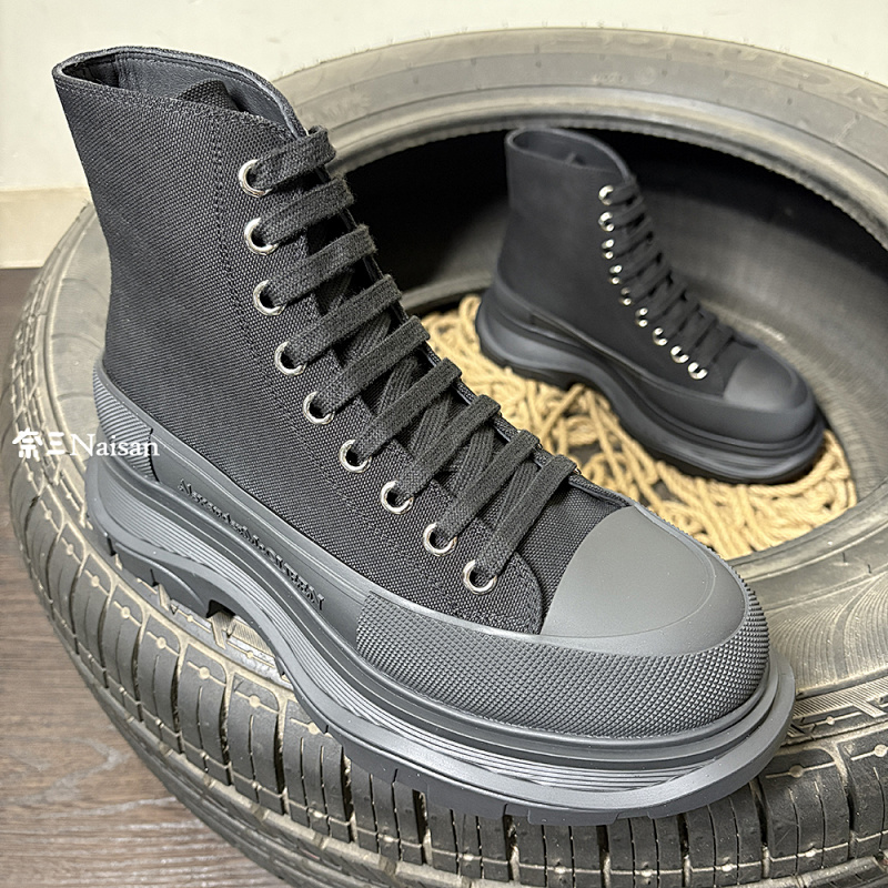 ▶ Alexander McQueen TREAD SLICK LACE UP Sneaker, photo 1