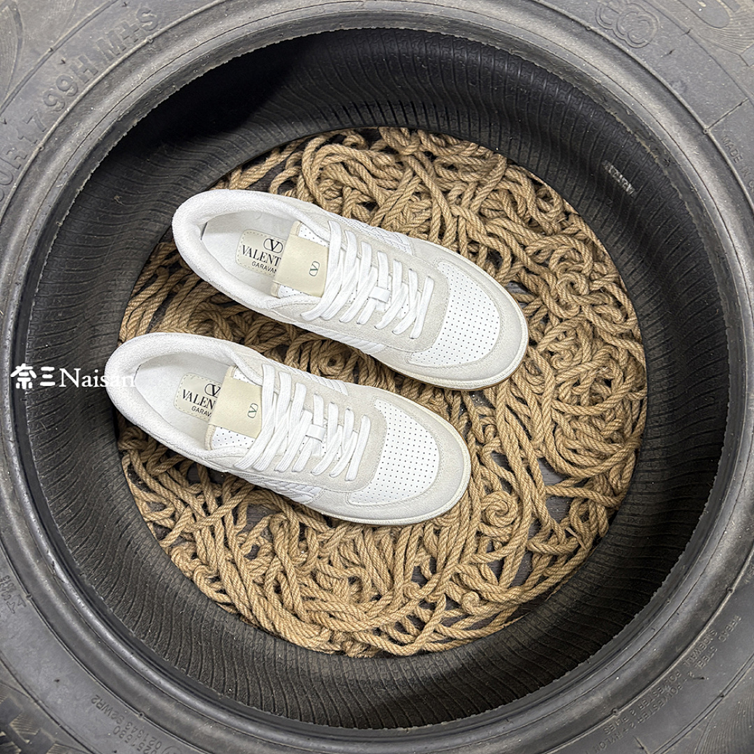 ▶ Sparry Trainer - Image 5