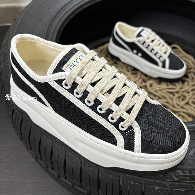 ▶ Tennis 1977 Trainer, photo 1