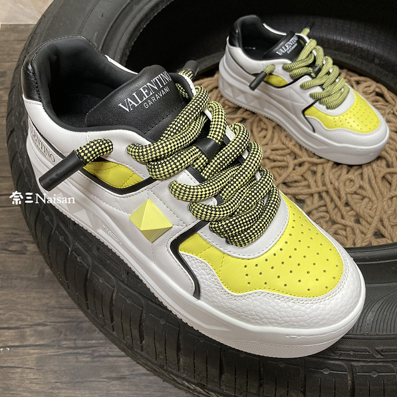 On Running ONE STUD XL NAPPA LEATHER LOW-TOP