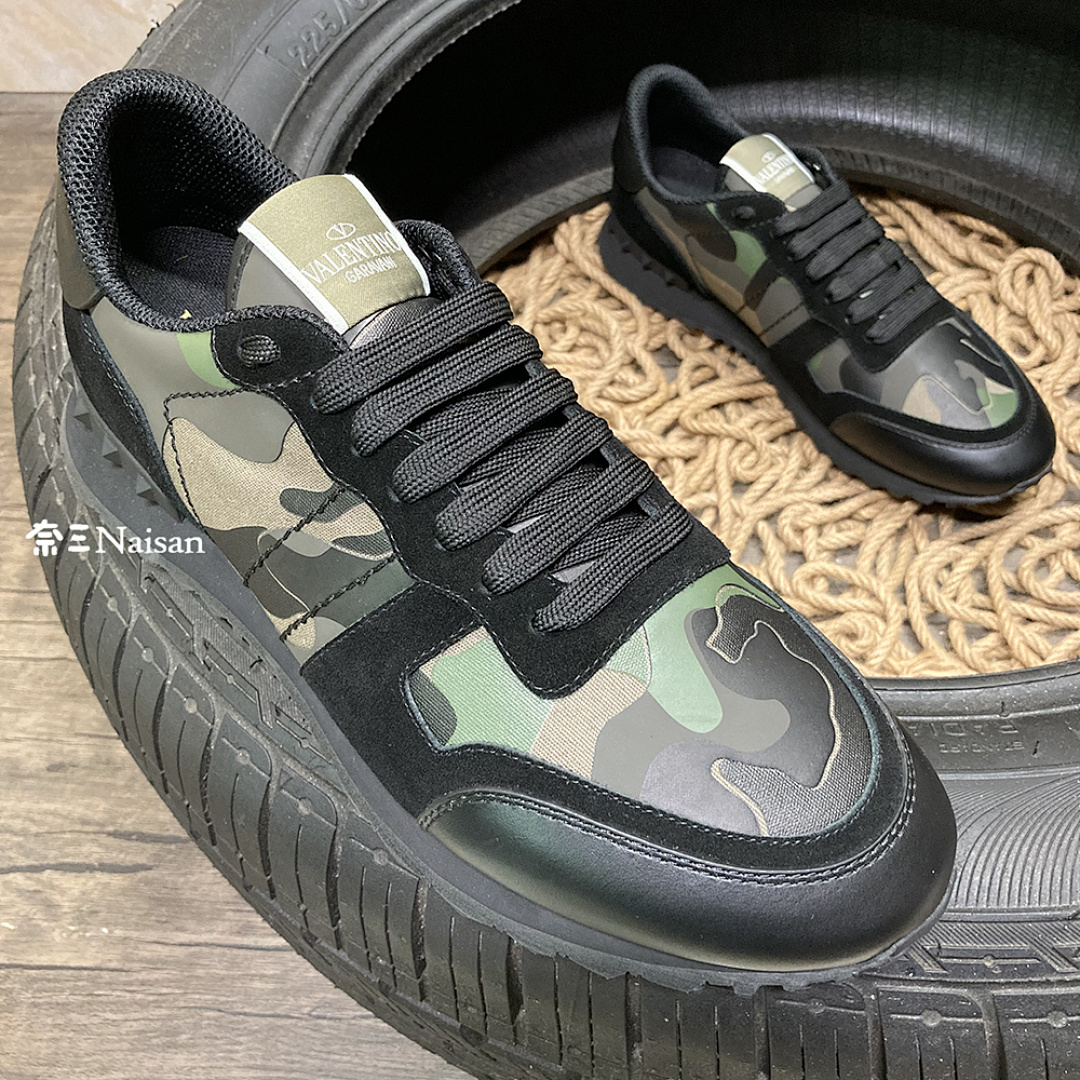 ▶ ROCKRUNNER