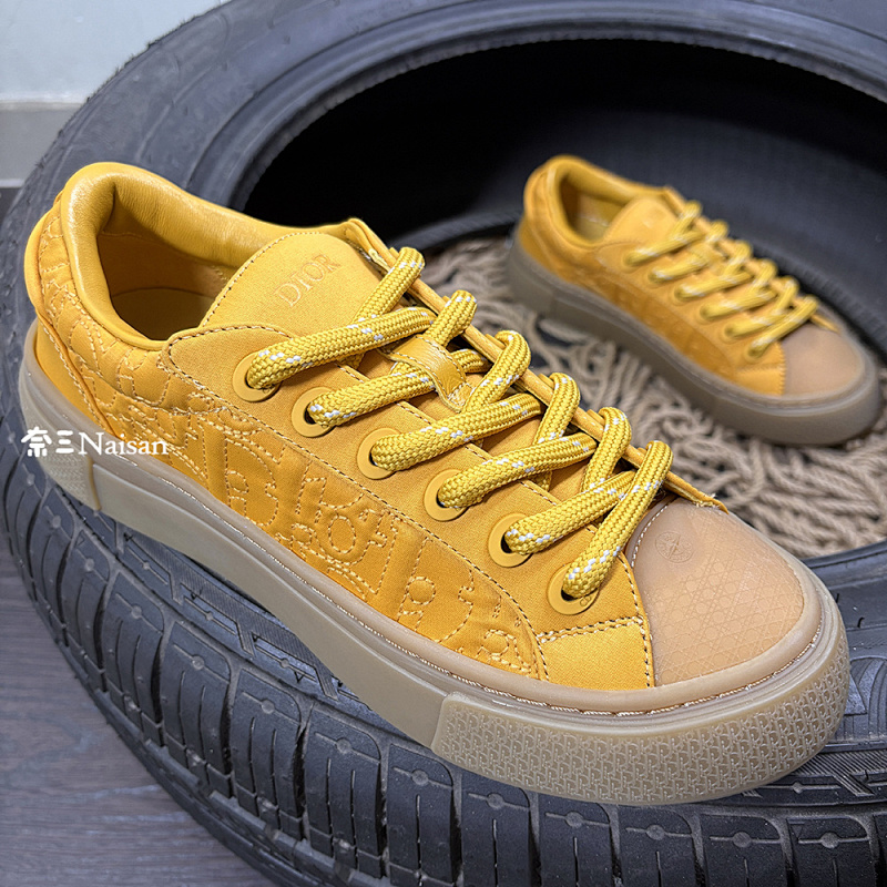 Product Product, photo 1