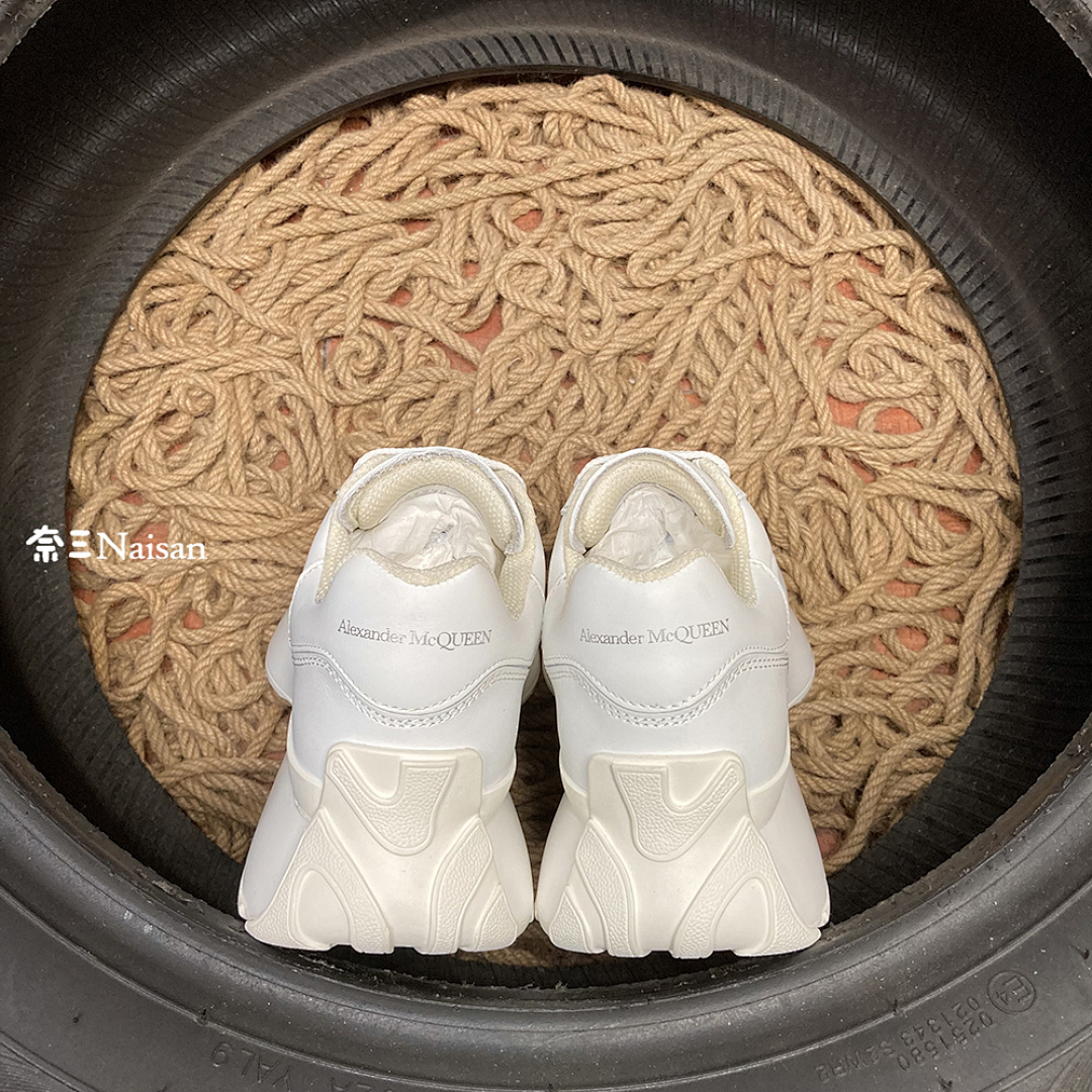 ▶ Alexander McQueen Sprint Runner - Image 9