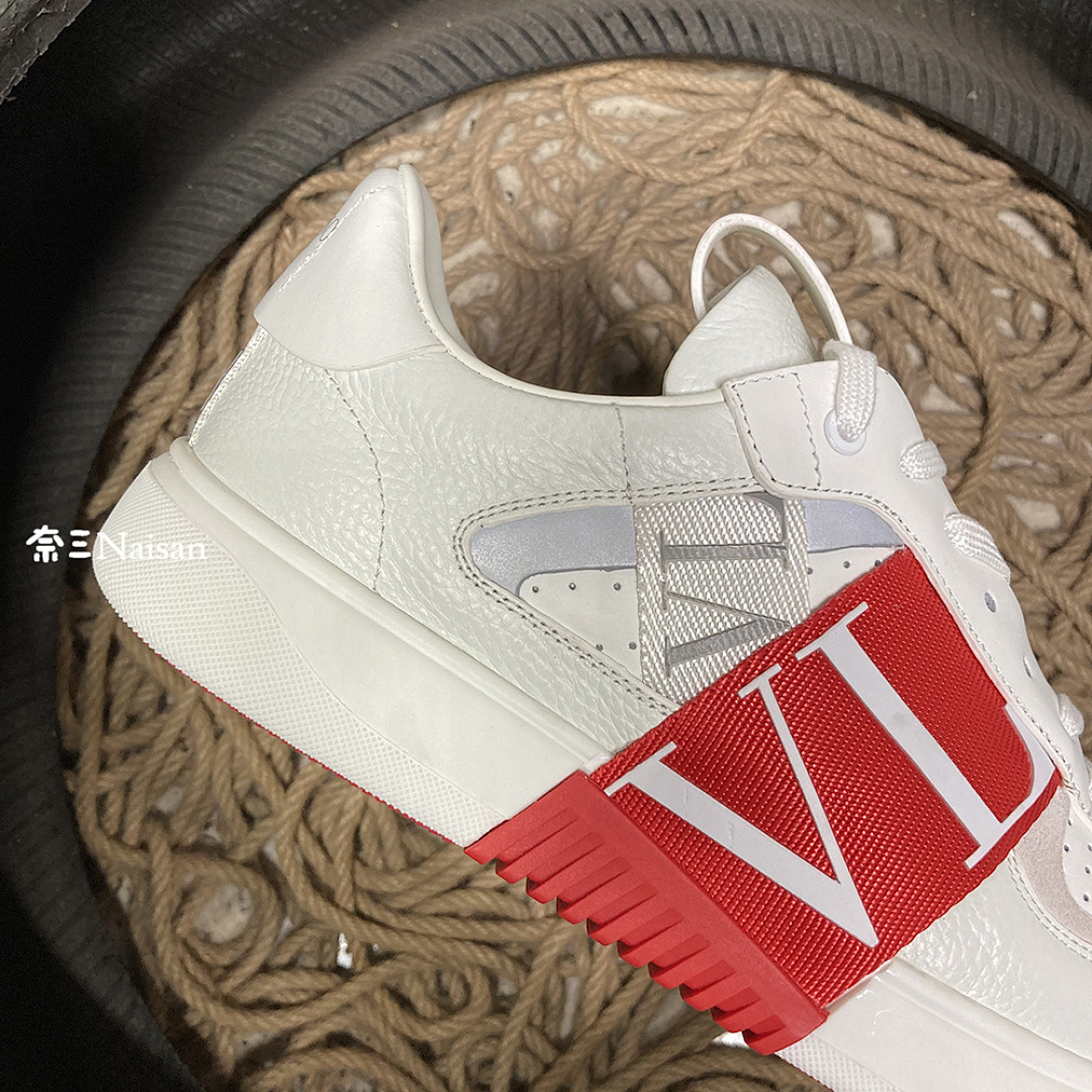 ▶ VL7N SNEAKER - Image 11