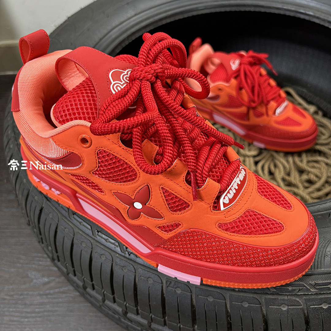 ▶ LV Skate Trainers, photo 1