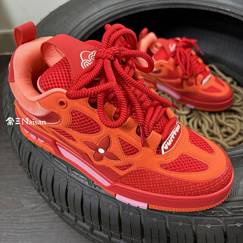 ▶ LV Skate Trainers, photo 1