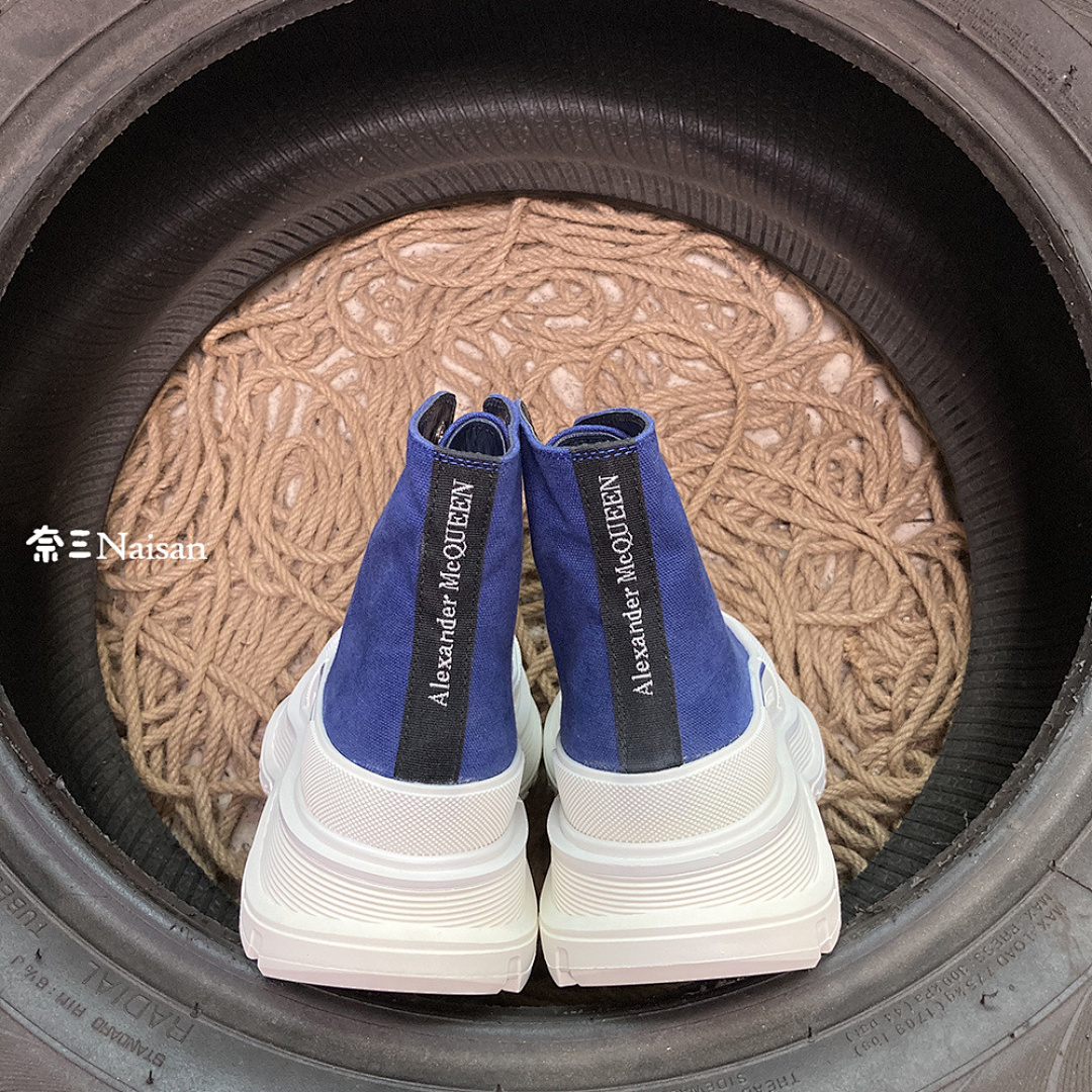 ▶ Alexander McQueen TREAD SLICK LACE UP Sneaker - Image 9