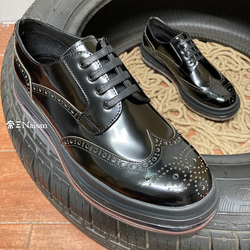 ▶ 006 Prada Loafers, photo 1