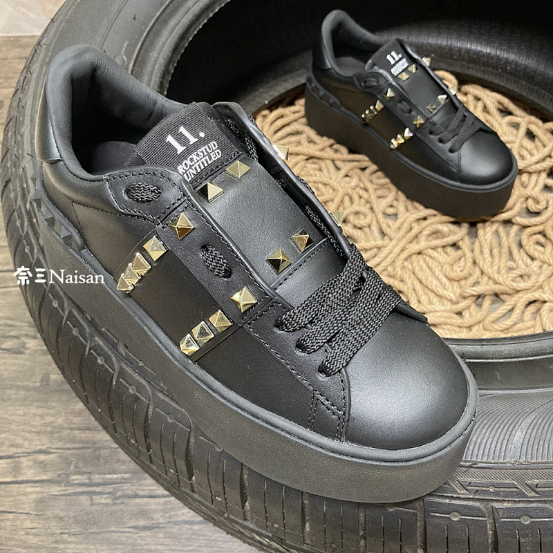 ▶ FLATFORM ROCKSTUD