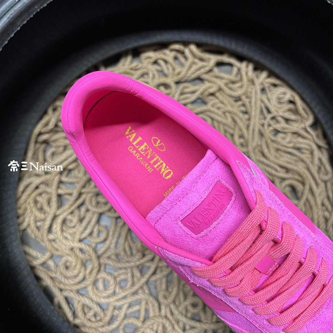 ▶ UPVILLAGE LOW - Image 13