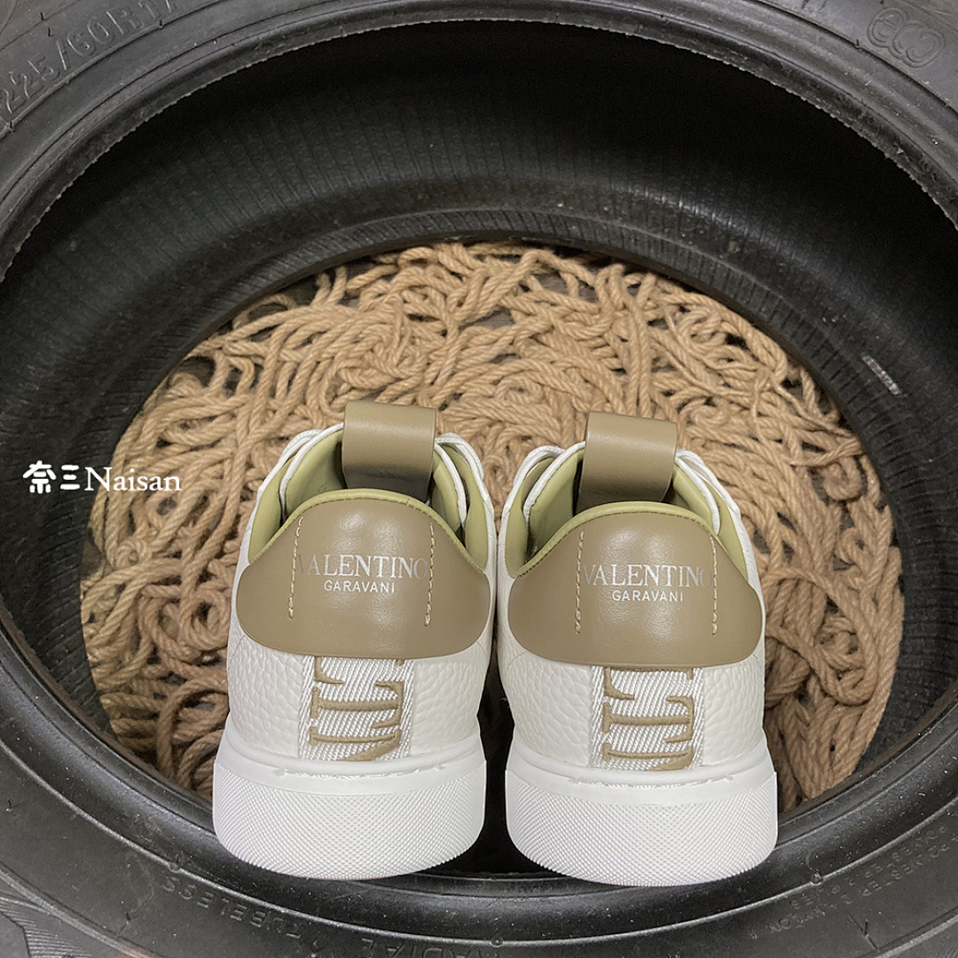 ▶ VL7N SNEAKER - Image 9
