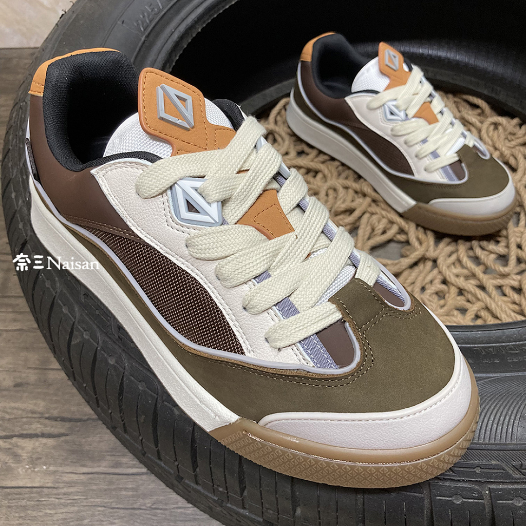 ▶ Sneaker, photo 1