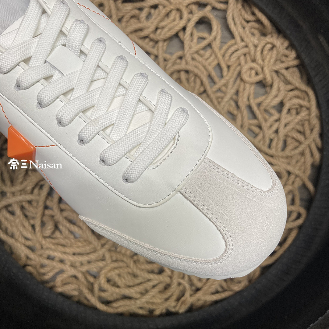 ▶ STUD AROUND LOW-TOP CALFSKIN AND NAPPA - Image 14