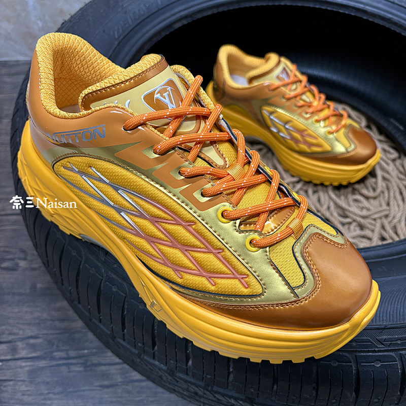 ▶ Discovery Lace Up Sneaker, photo 1