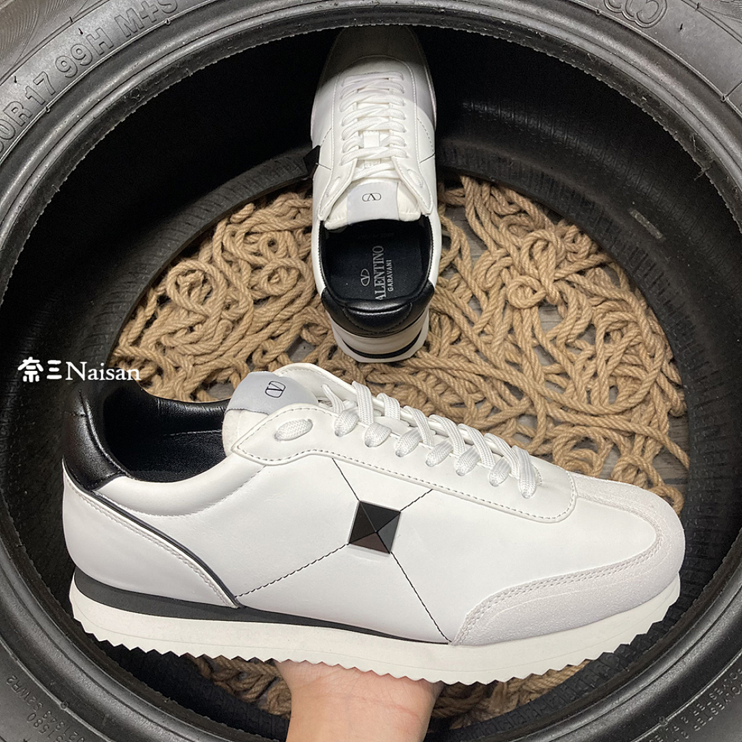 ▶ STUD AROUND LOW-TOP CALFSKIN AND NAPPA - Image 8