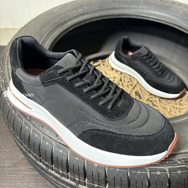 ▶ Week End Walk Sneaker, photo 1