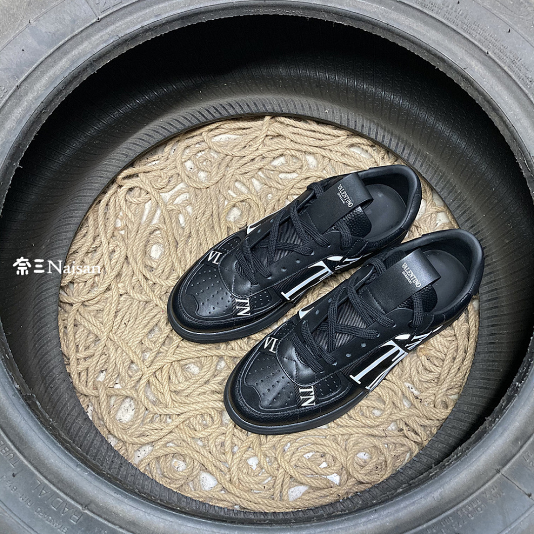 ▶ VL7N SNEAKER - Image 7