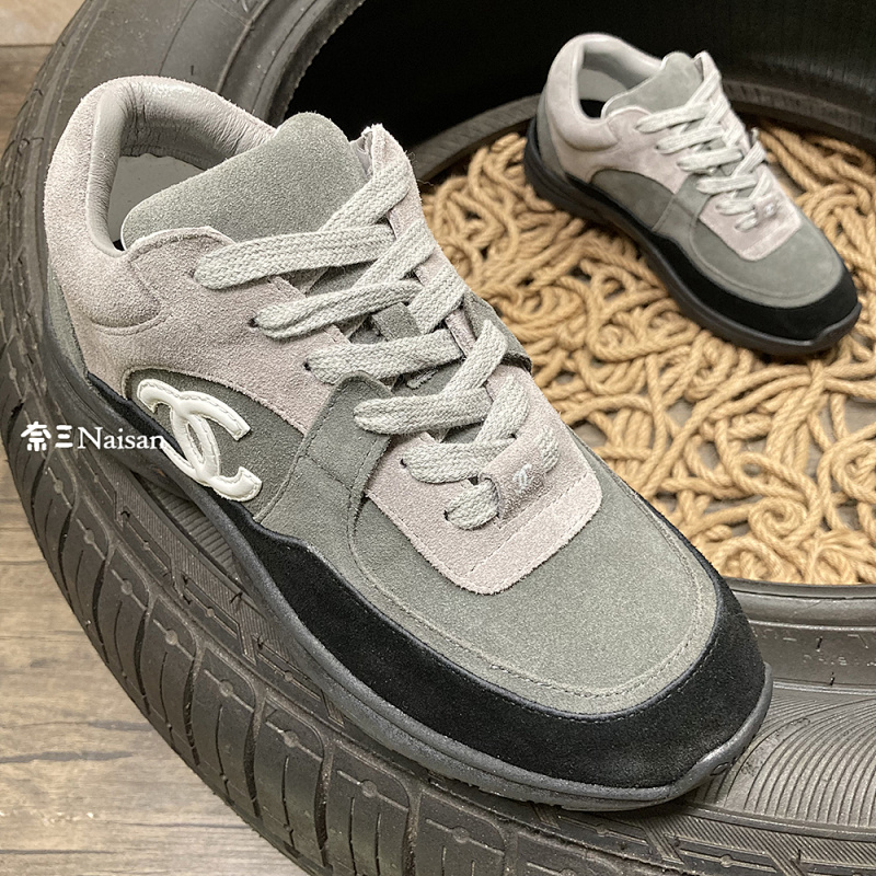 ▶ CHANEL Sneaker, photo 1