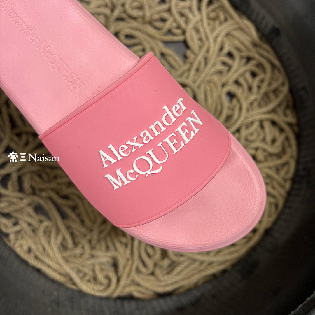 ▶ McQueen Slides - Image 16